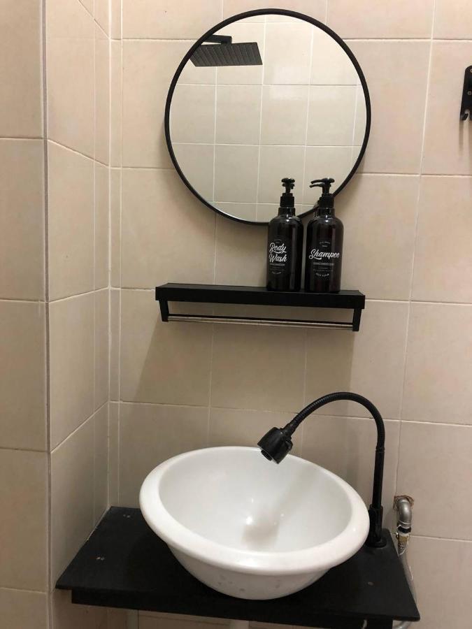 Lungo Guesthouse Kuala Terengganu Dış mekan fotoğraf